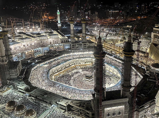7 Nights 4 Star July Umrah Package